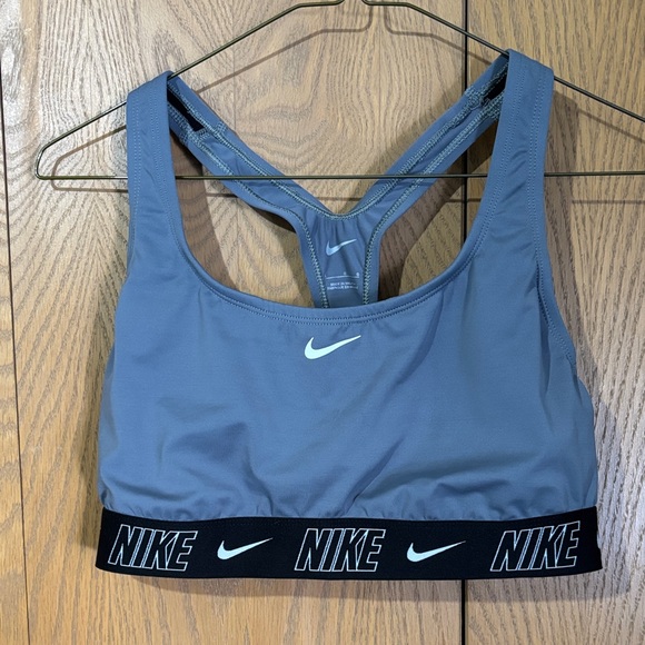 Nike Other - Nike Women's grey Sports Bra razorback large